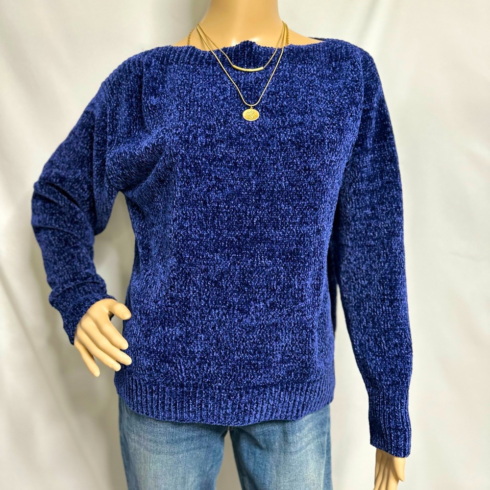 TOMMY BAHAMA SWEATER